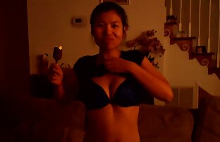 My MILF Exposed - film gratuit de porno maman chaude en bas jouant avec la chatte